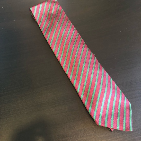 Dolcepunta Silk Tie Perfect for the Holidays - Picture 2 of 6